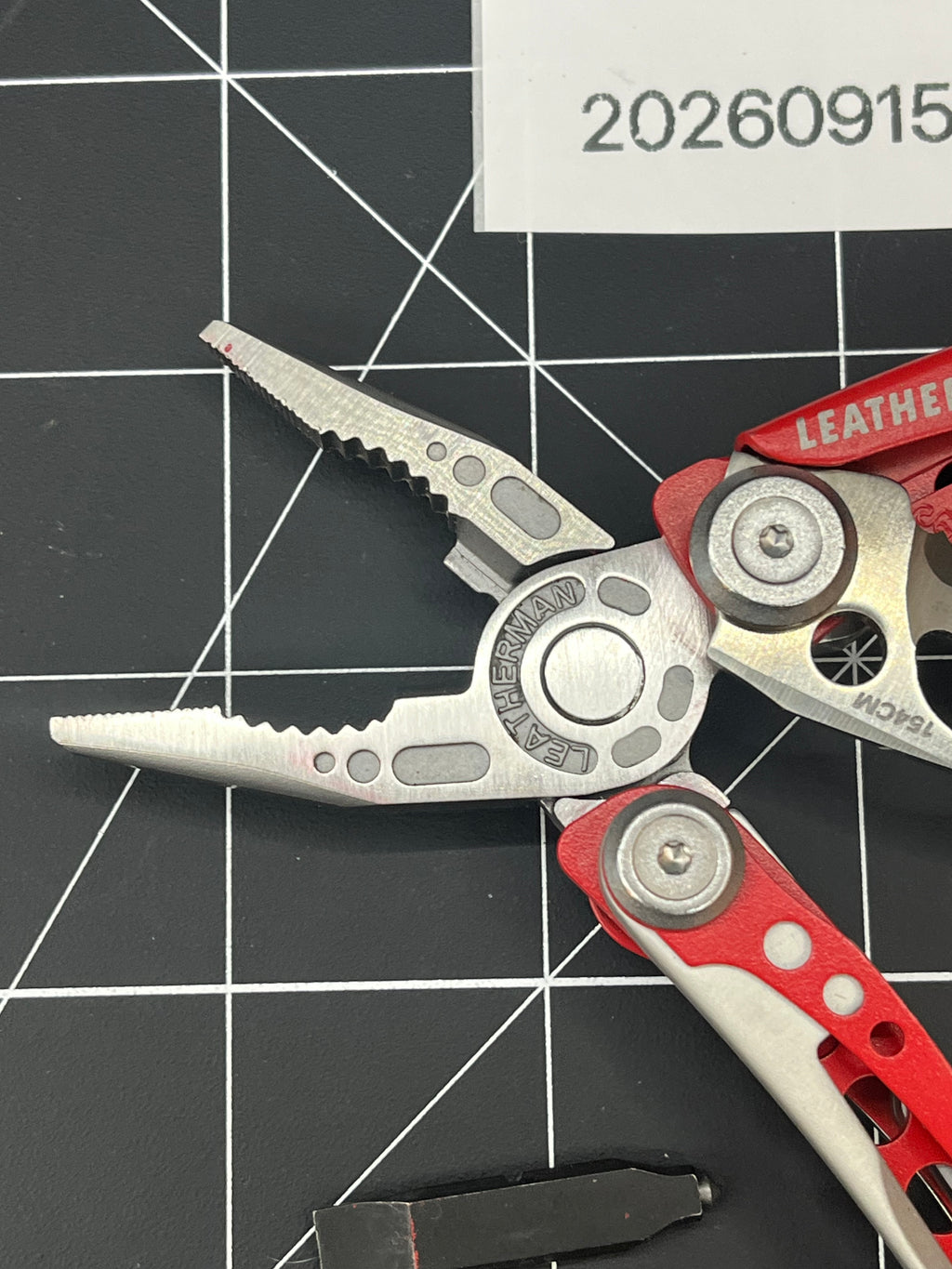 Clean Leatherman Skeletool RX Rescue Multi-Tool Excellent