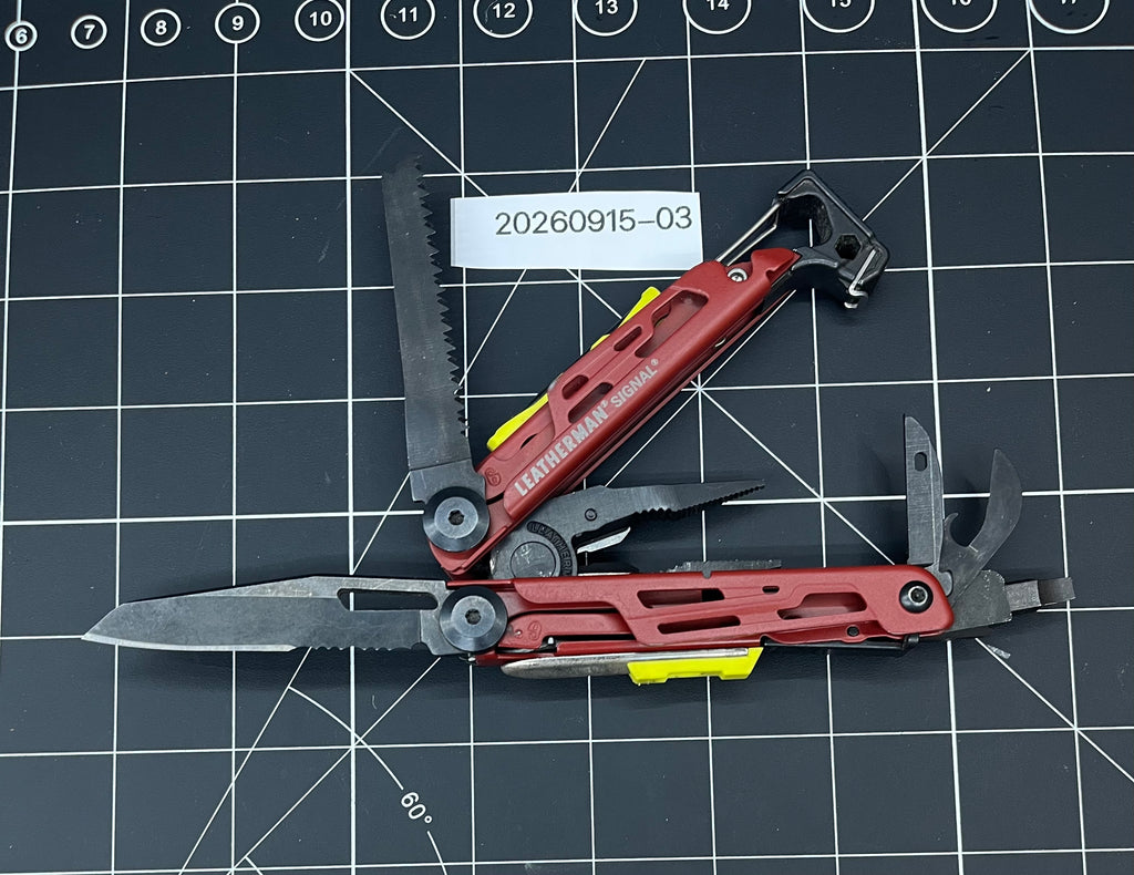 Leatherman SIGNAL Multi-Tool Black Good Condition Red excellent clean
