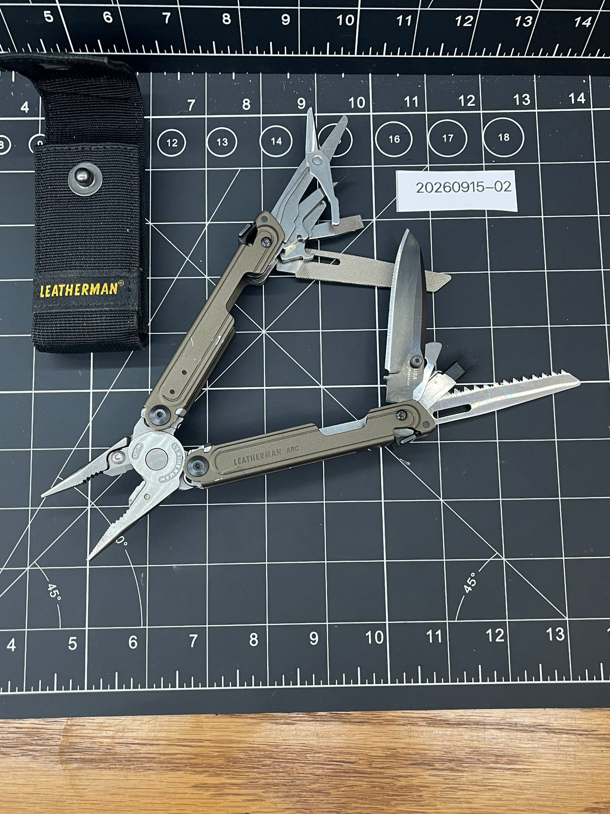 Leatherman ARC Multi-Tool 20-in-1 One-Hand Opening CPM MagnaCut Steel Sheath