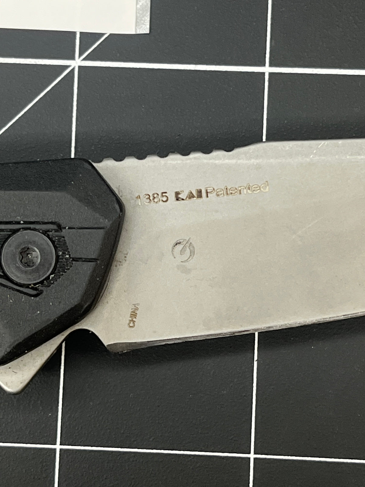 Kershaw Airlock 1385 Pocket Knife 3" Plain Edge Stainless Steel w/ Box