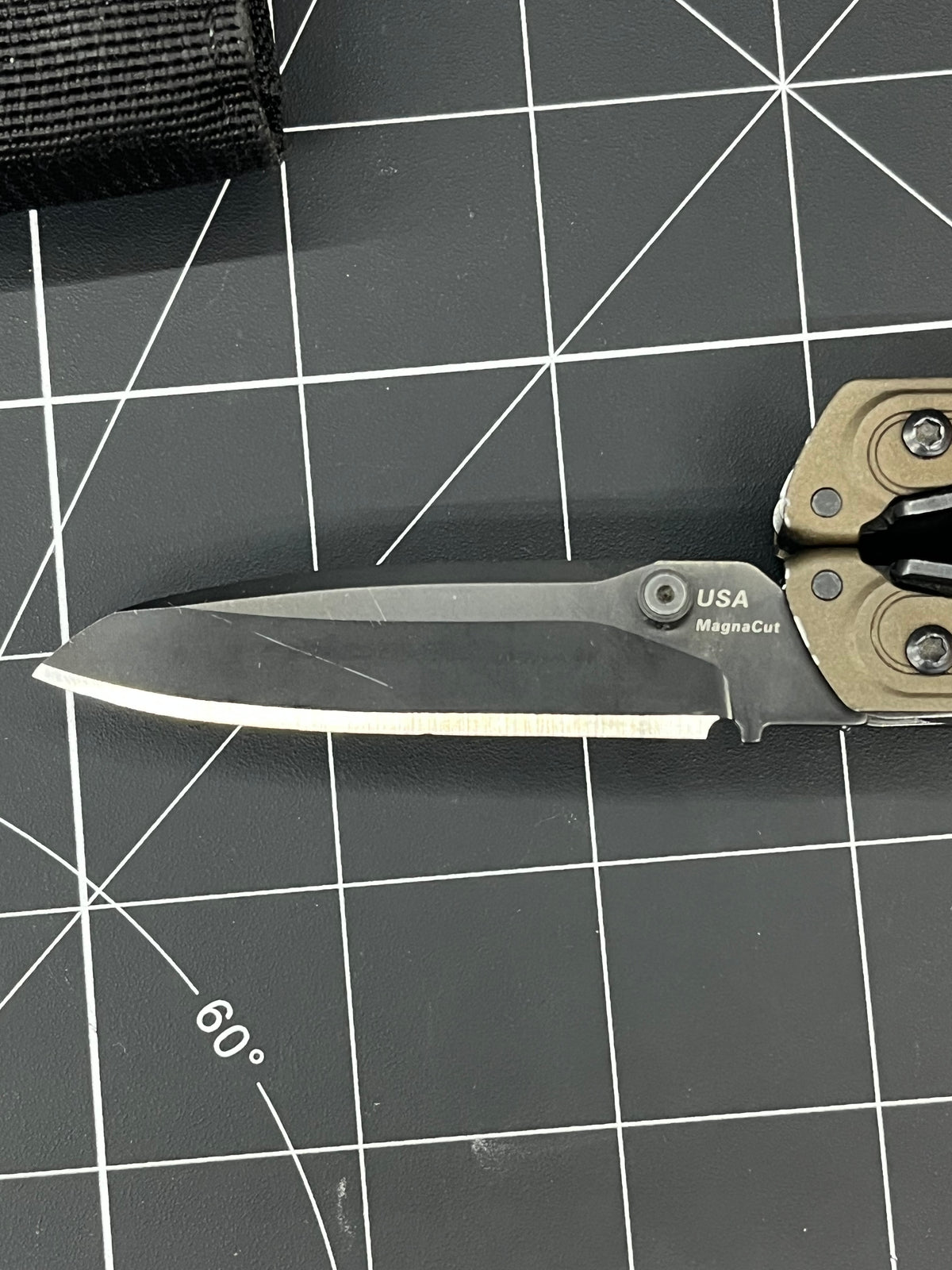 Leatherman ARC Multi-Tool 20-in-1 One-Hand Opening CPM MagnaCut Steel Sheath