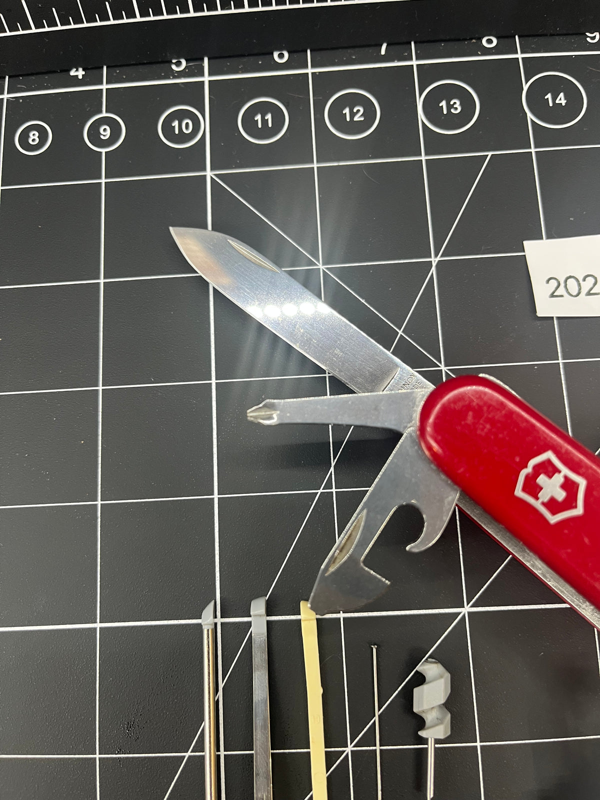 Vintage Victorinox Swiss Army SwissChamp Pocket Knife MultiTool Red 91mm Pin mod -