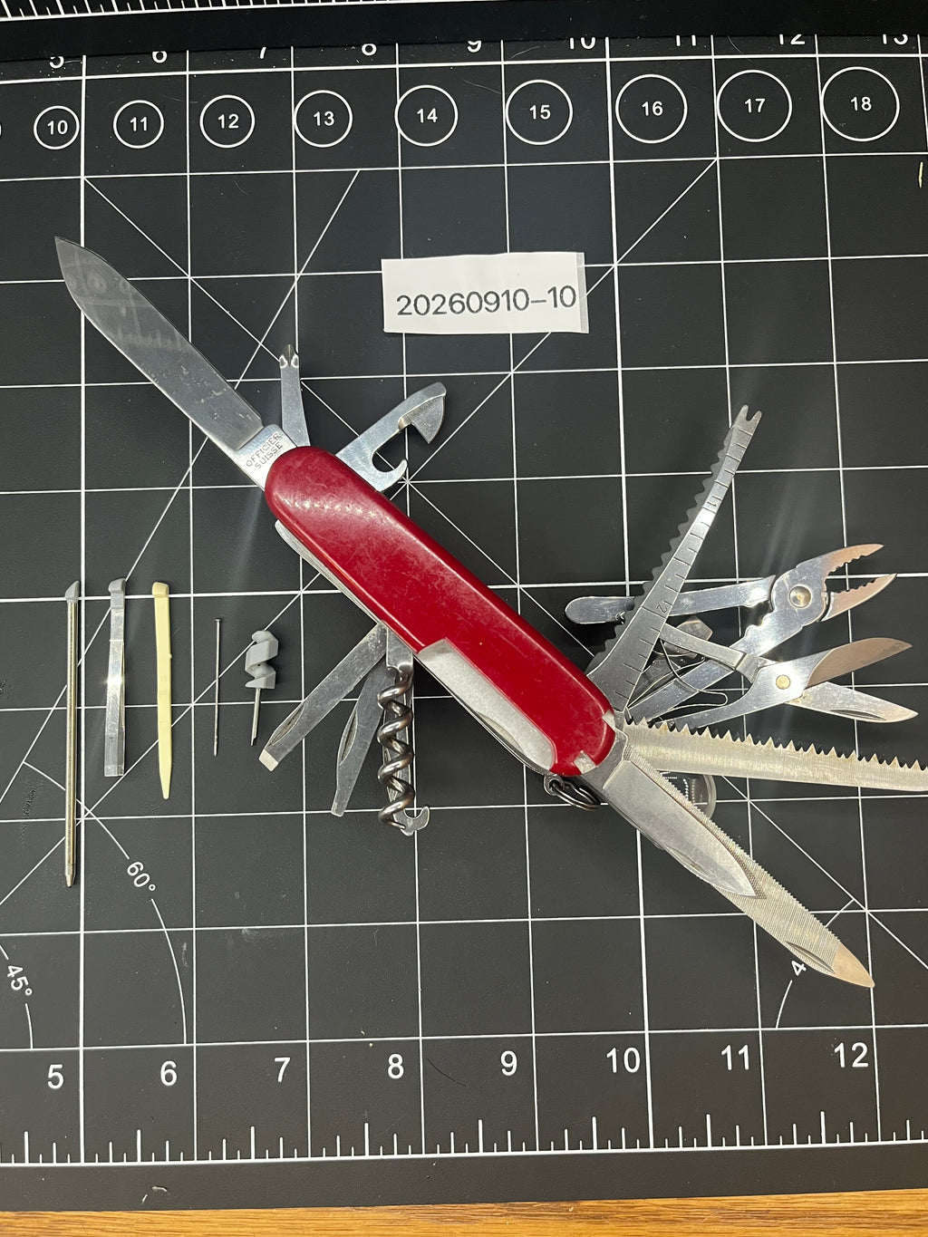 Vintage Victorinox Swiss Army SwissChamp Pocket Knife MultiTool Red 91mm Pin mod -