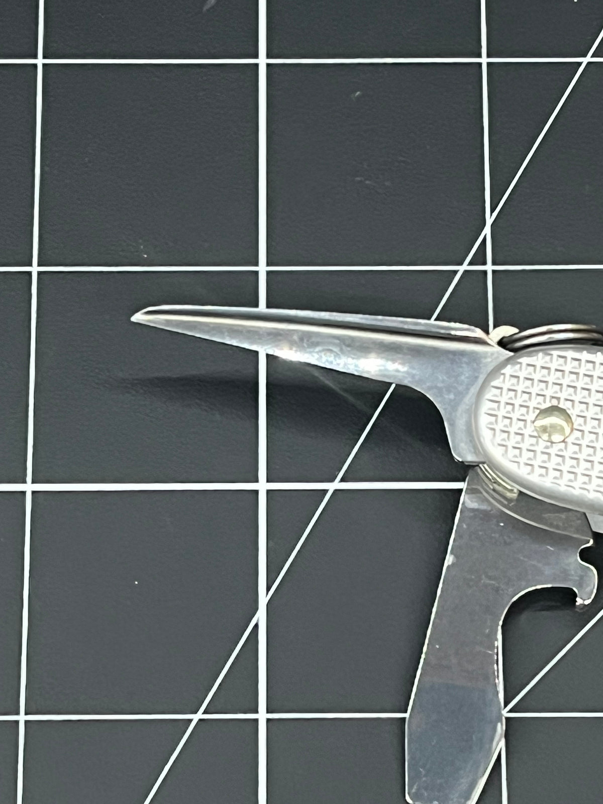 Victorinox Clean Swiss Army knife Farmer  Alox  Silver EDC