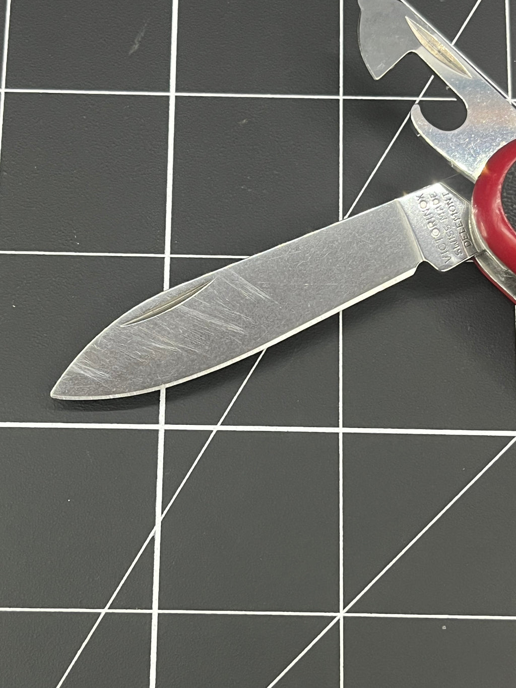 Victorinox Delemont EVOGRIP 14 Red & Black Swiss Army Knife Multi Tool!