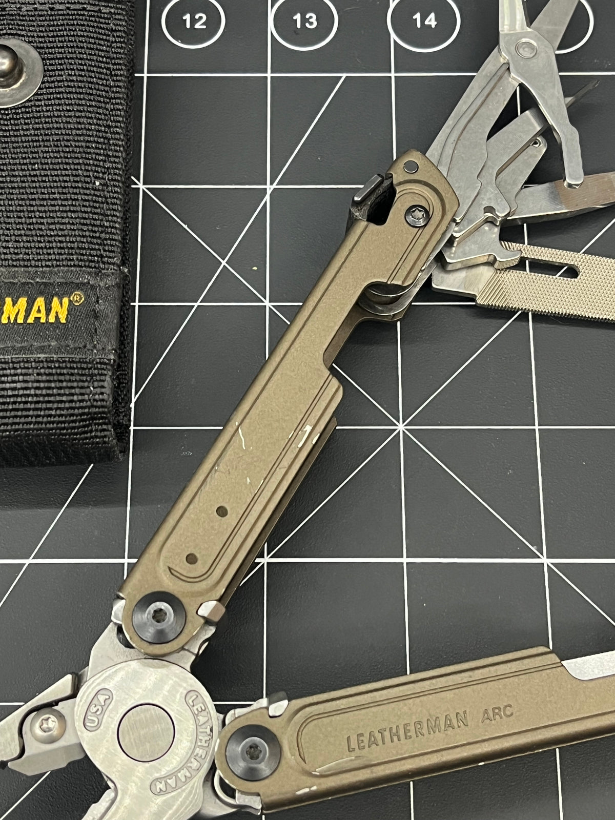 Leatherman ARC Multi-Tool 20-in-1 One-Hand Opening CPM MagnaCut Steel Sheath