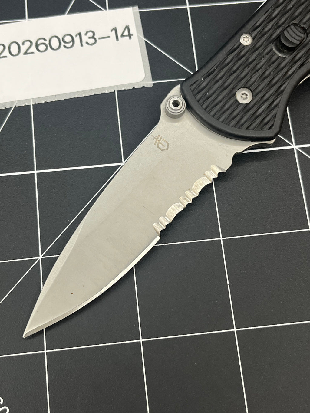 Gerber Fast Draw Pocket Knife Matte Combo Serrated Blade Cleaned And Oiled