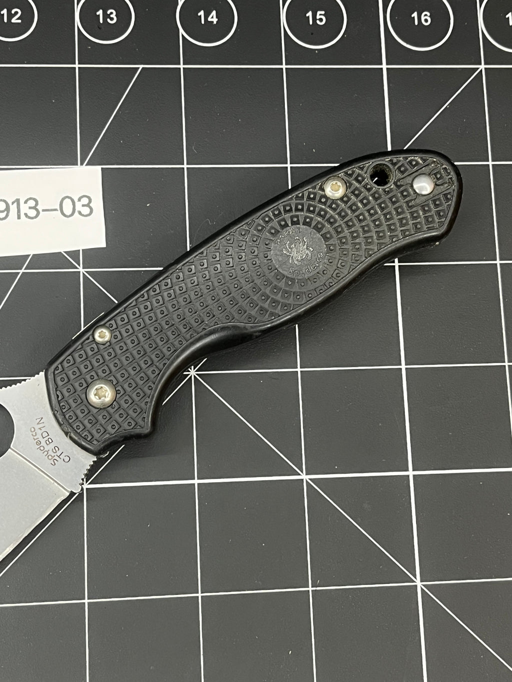 Spyderco Para 3 Lightweight Knife - Black EXCELLENT