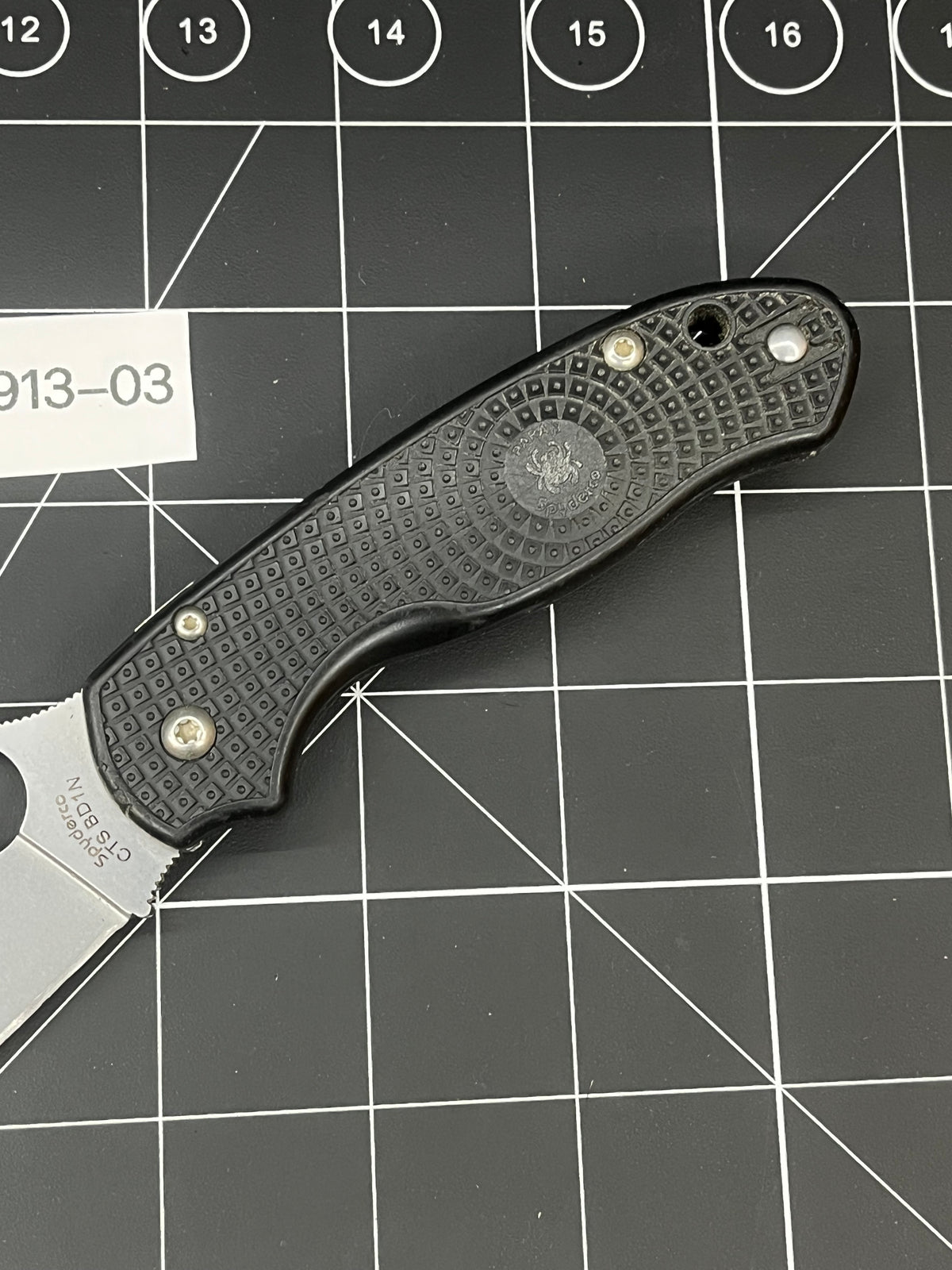 Spyderco Para 3 Lightweight Knife - Black EXCELLENT