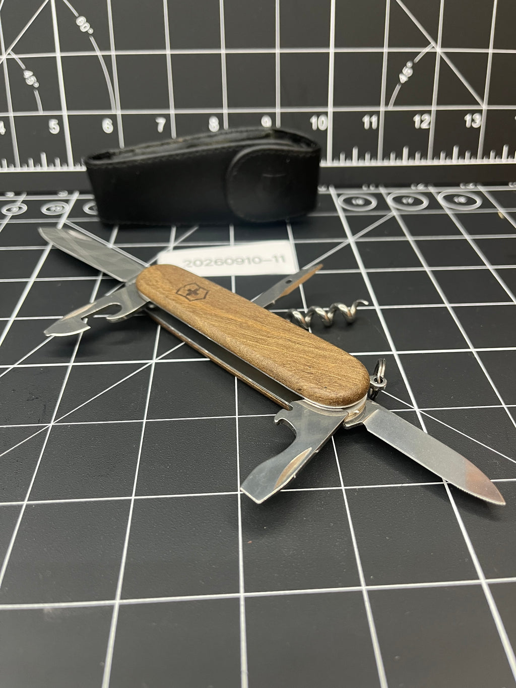 Victorinox Spartan 91mm Officer Suisse - SW initials - clean