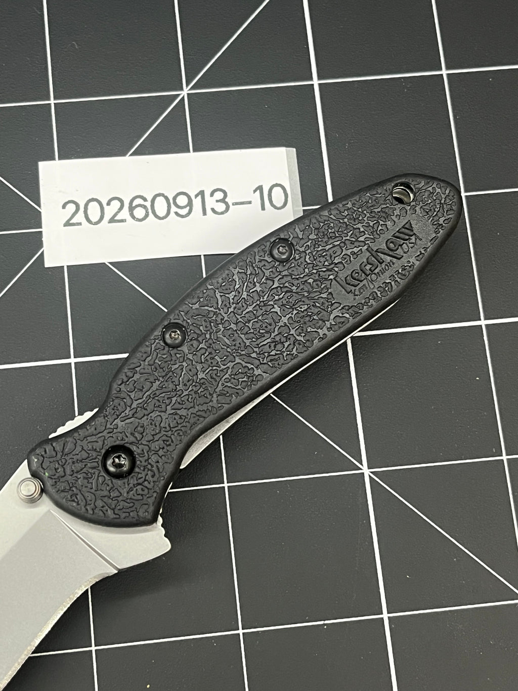 Kershaw 1620 Scallion Pocket Knife - Black - Assisted Plain Blade - Liner Lock