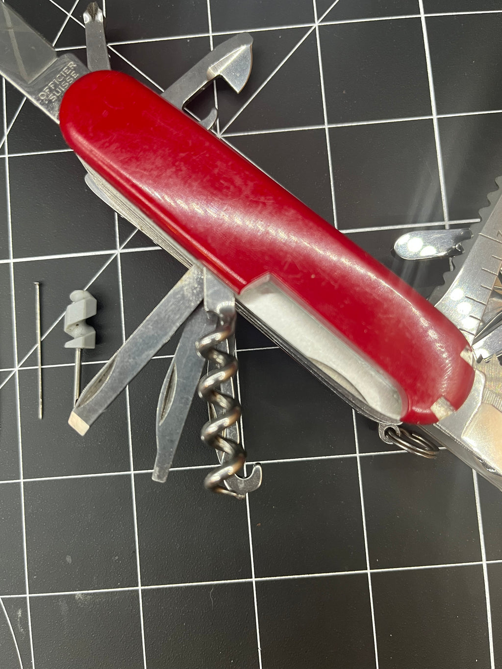 Vintage Victorinox Swiss Army SwissChamp Pocket Knife MultiTool Red 91mm Pin mod -
