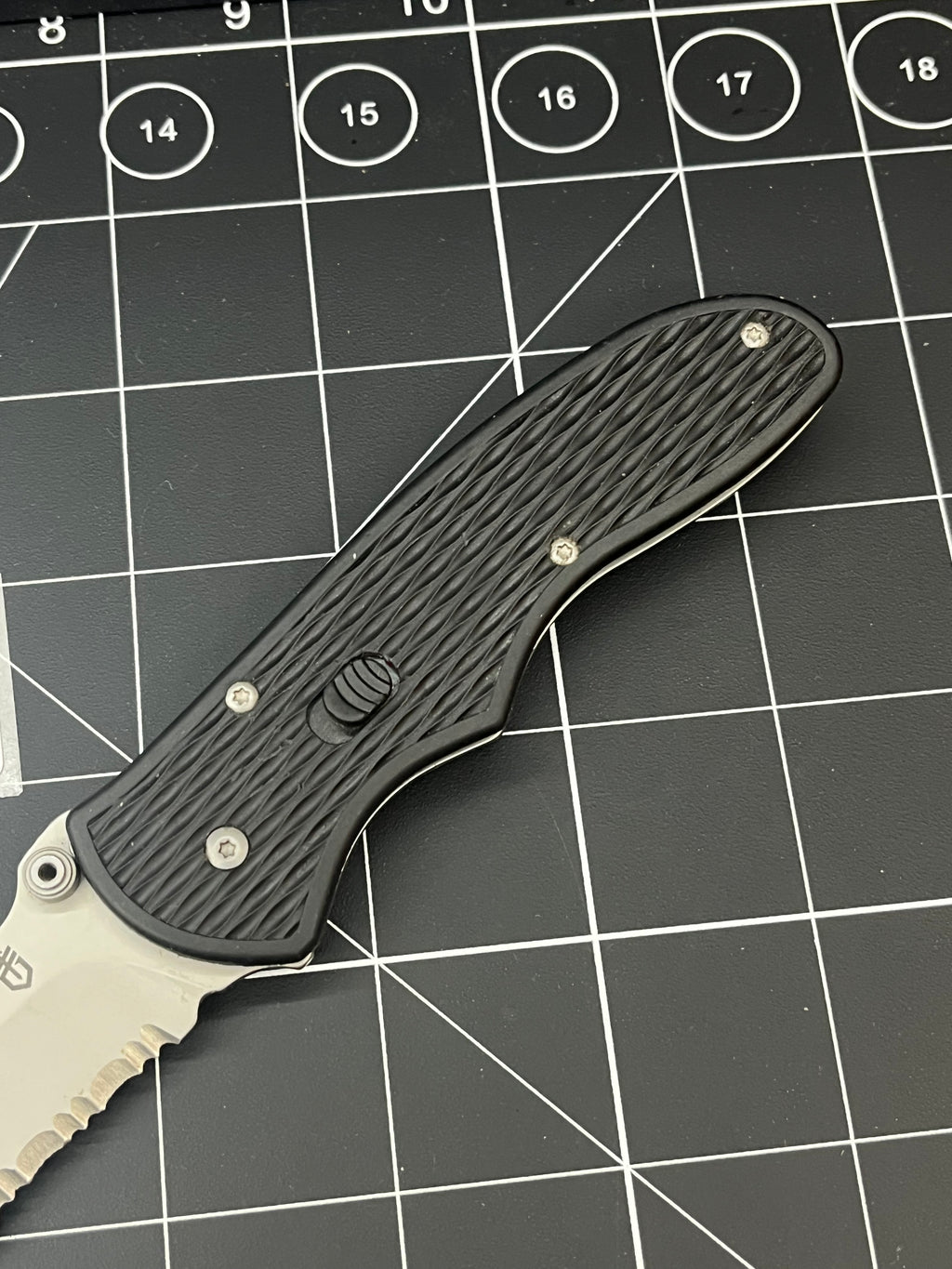 Gerber Fast Draw Pocket Knife Matte Combo Serrated Blade Cleaned And Oiled